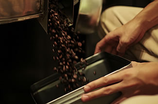 芦屋エビアンコーヒーショップが最初から最後までこだわった製法